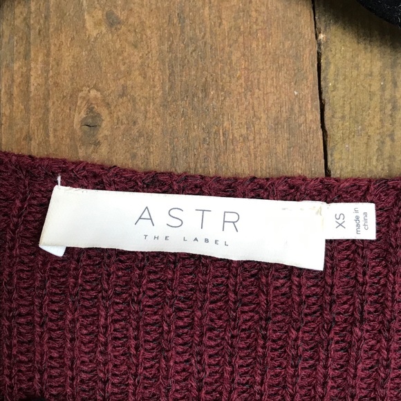 ASTR The Label Knit Red Long Sleeve Cross Over Top - Picture 11 of 12